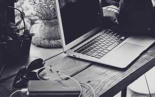 香港试管助孕专家解析：备孕优生，选择专业辅助生殖机构的重要性